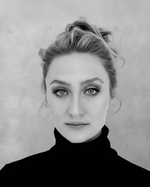 Black-and-white portrait of Polina