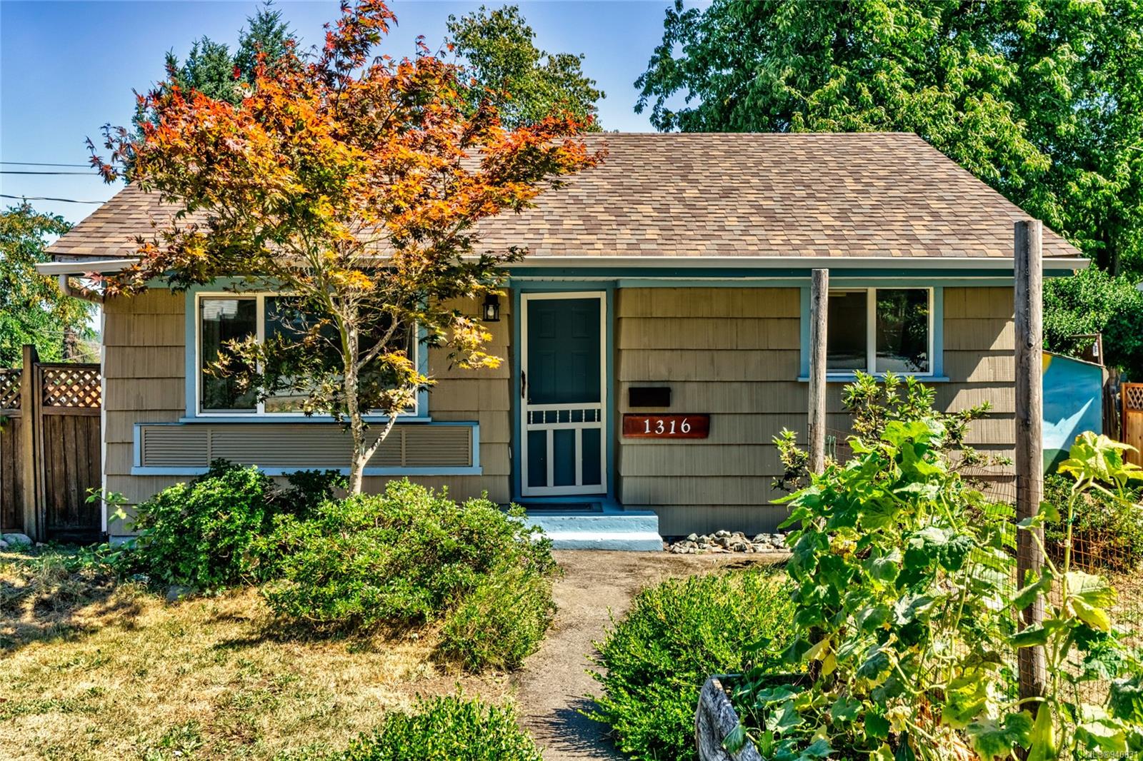 1316 Waddington Rd, Nanaimo Vancouver Island and Nanaimo Real Estate