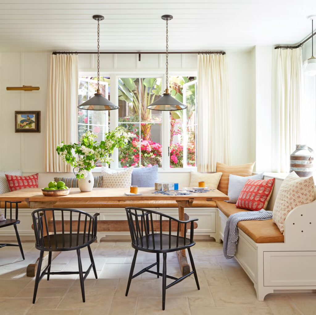 decorating a breakfast nook