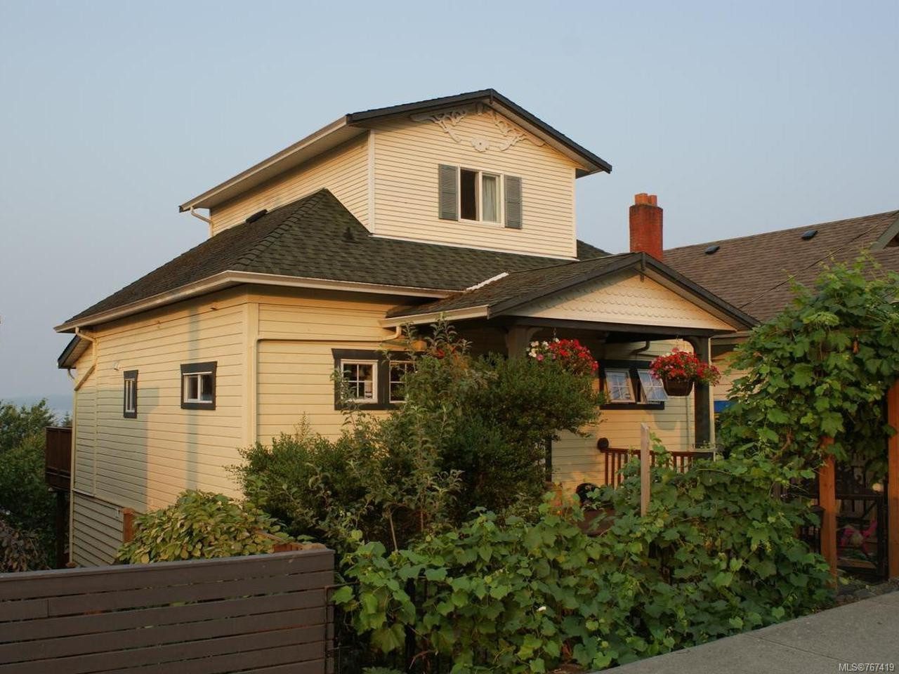 348 Kennedy St, Nanaimo Vancouver Island and Nanaimo Real Estate